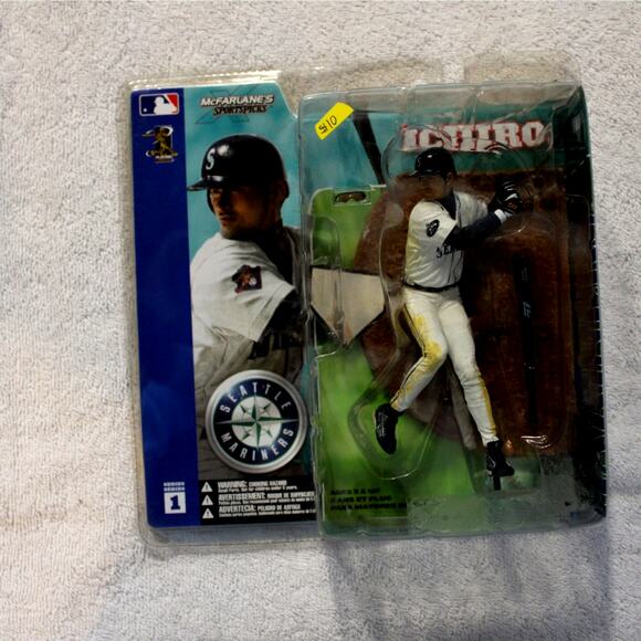 Lot of 3 Starting Lineup MLB Figures – Derek Jeter, J.T. Snow, Ichiro - Picture 4 of 4